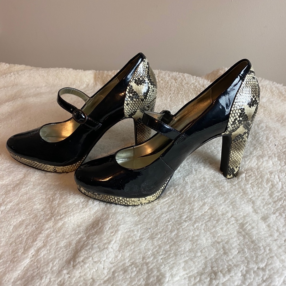 Alfani snakeskin print MaryJane pumps
